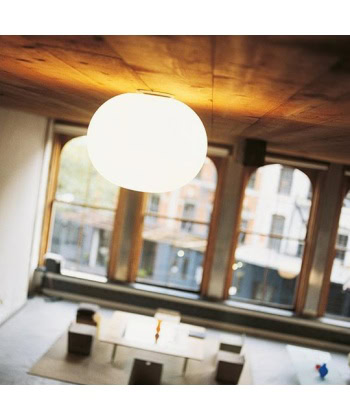 Alternative view of Glo-Ball C1 taklampe