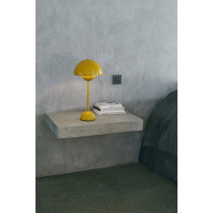 Alternative view of Flowerpot bordlampe VP3, mustard