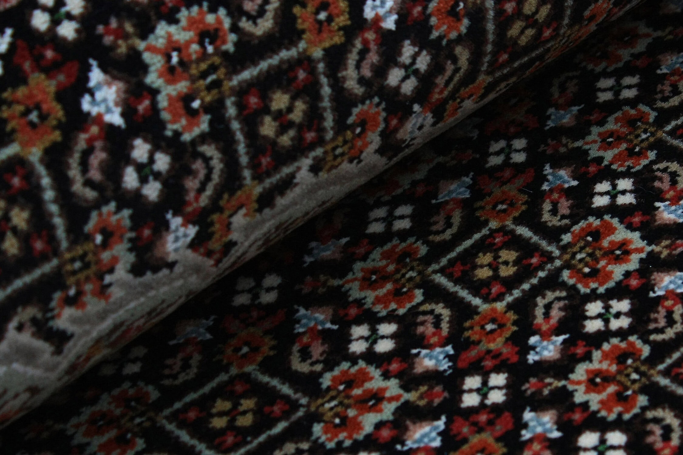 Tabriz Indi Black Cream gulvteppe -Utstilliing - Bilde 4