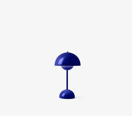 Flowerpot oppladbar bordlampe VP9, Cobalt Blue