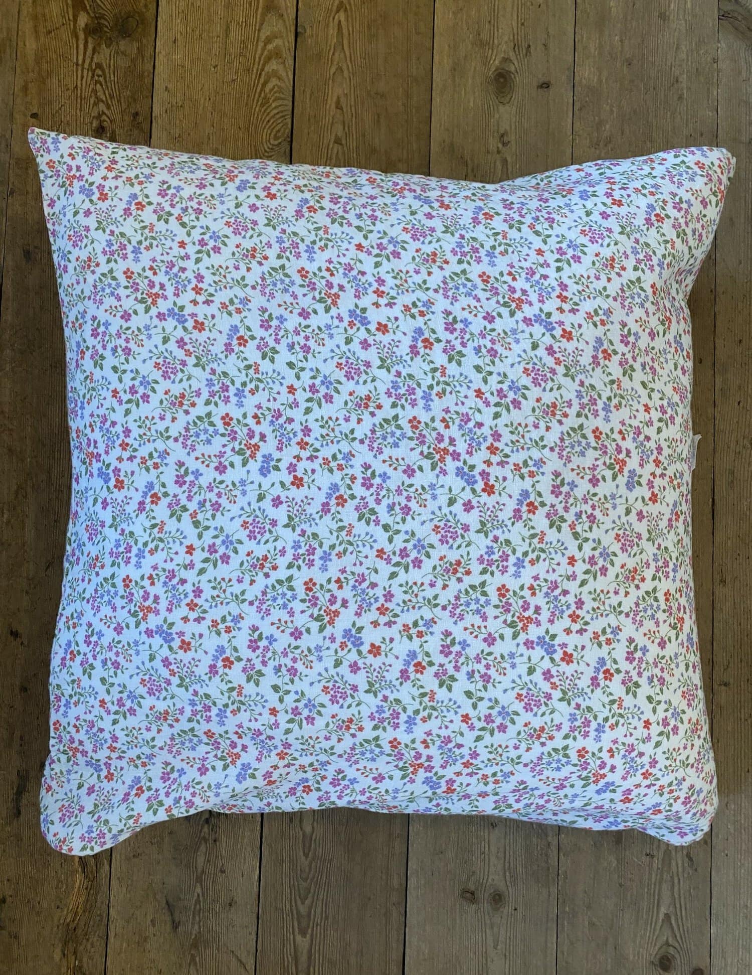 Putetrekk -Lin Blomster, 50x50