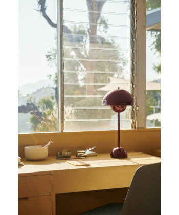 Alternative view of Flowerpot bord VP3, Dark Plum
