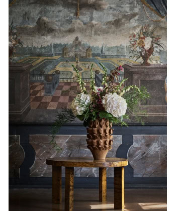 Alternative view of Terra Vase