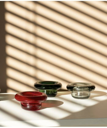 Alternative view of Sirkel - telysholder - Mid Winter Red