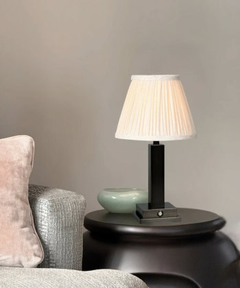 Chicago Oppladbar Lampe -Bronse