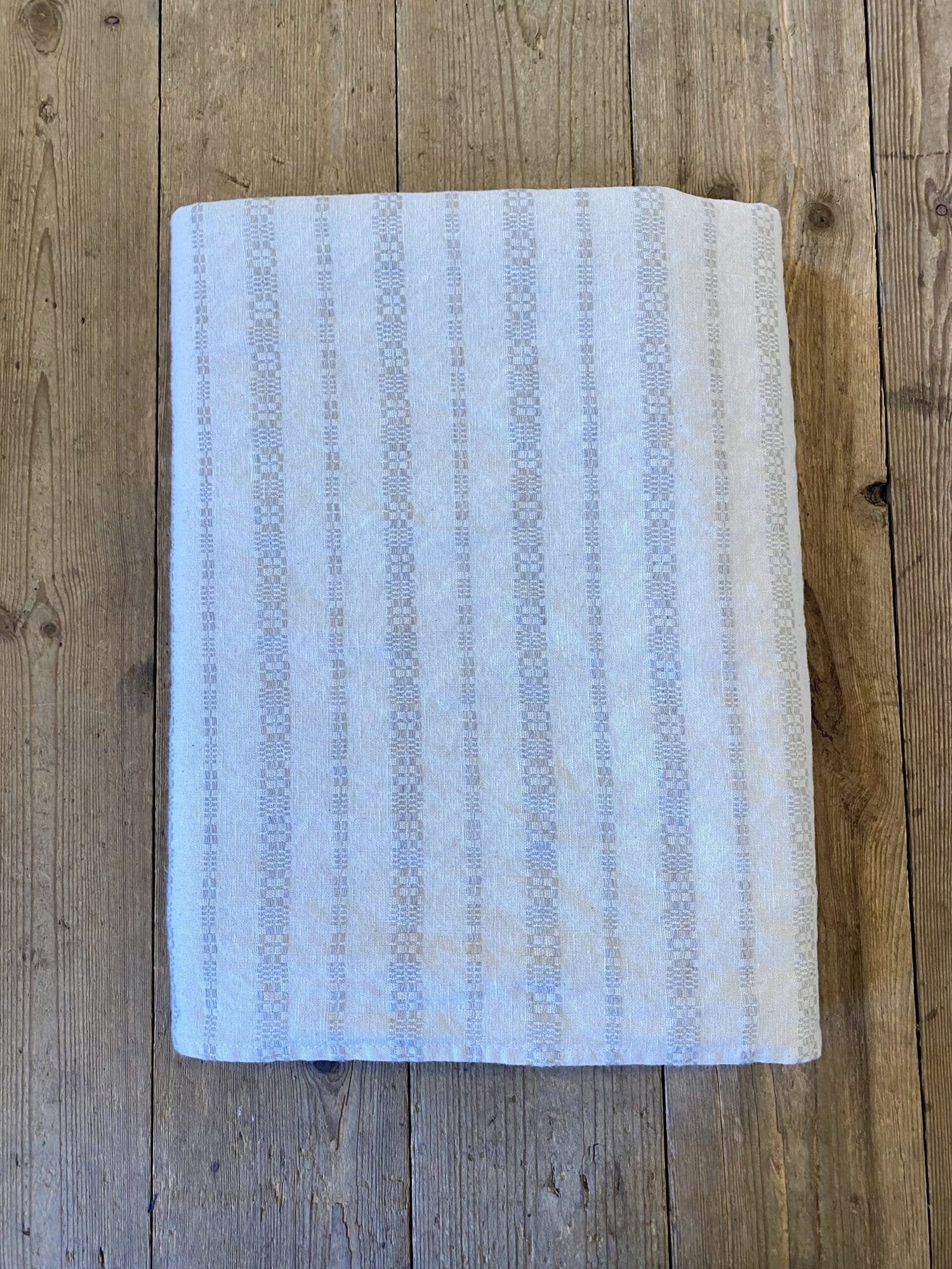 Linduk -Taupe Brodert