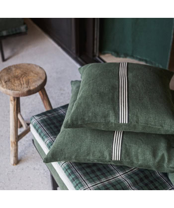 Alternative view of Putetrekk -Billie Racing Green -63x63