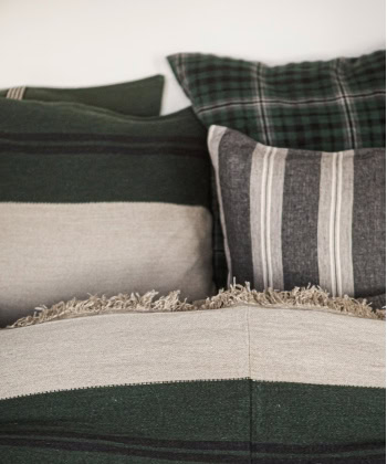 Alternative view of Putetrekk -Omaha Stripe Green -50x50