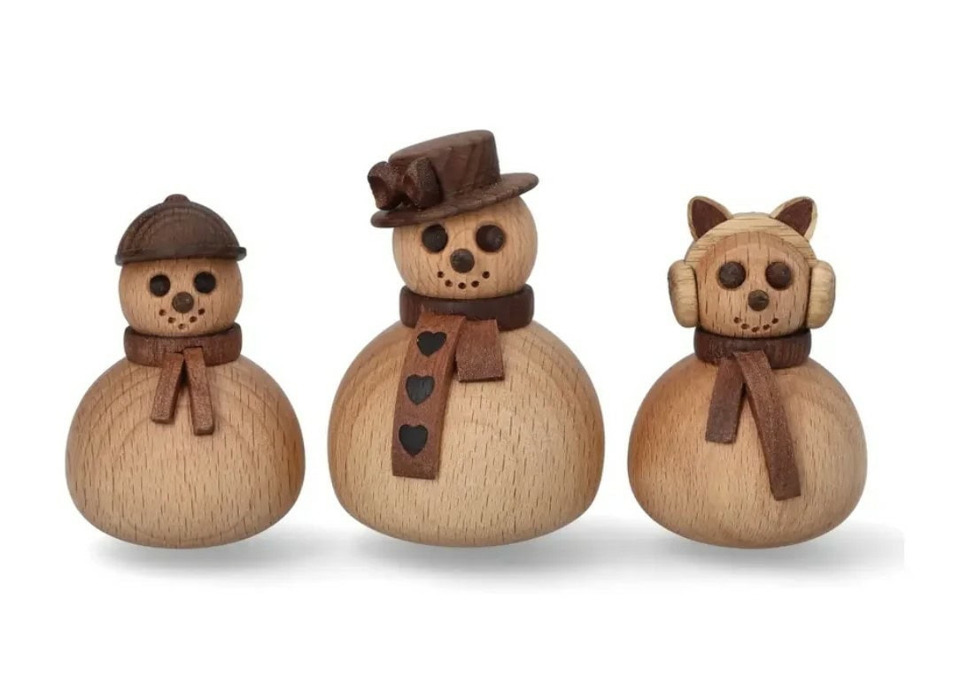 Snøguttem ned familien